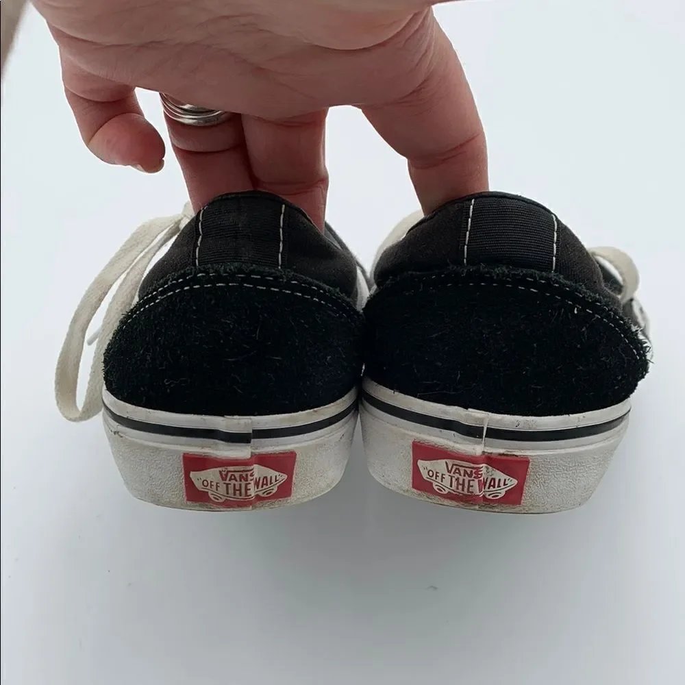 Vans Kids Black and White Sneakers boys size 5